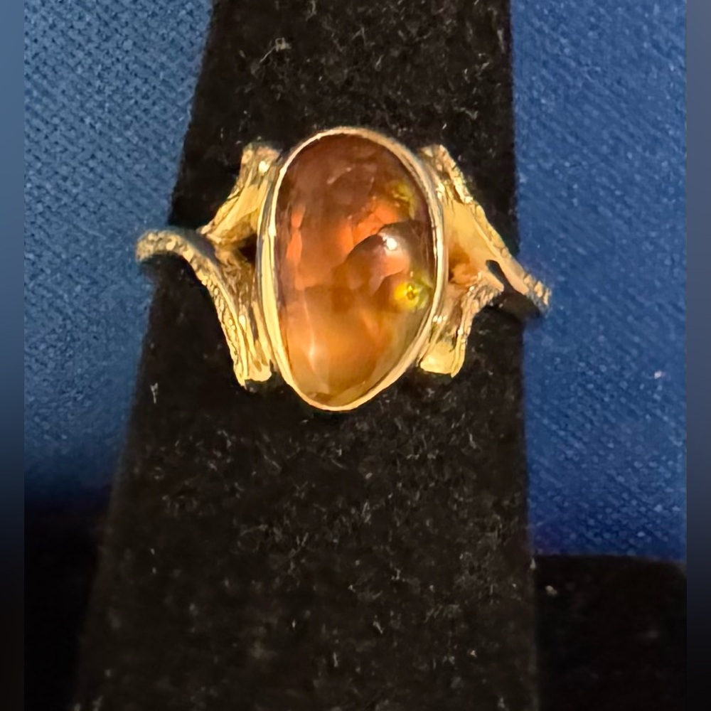 Gorgeous ladies Fire Agate/14K Gold Nugget ring.